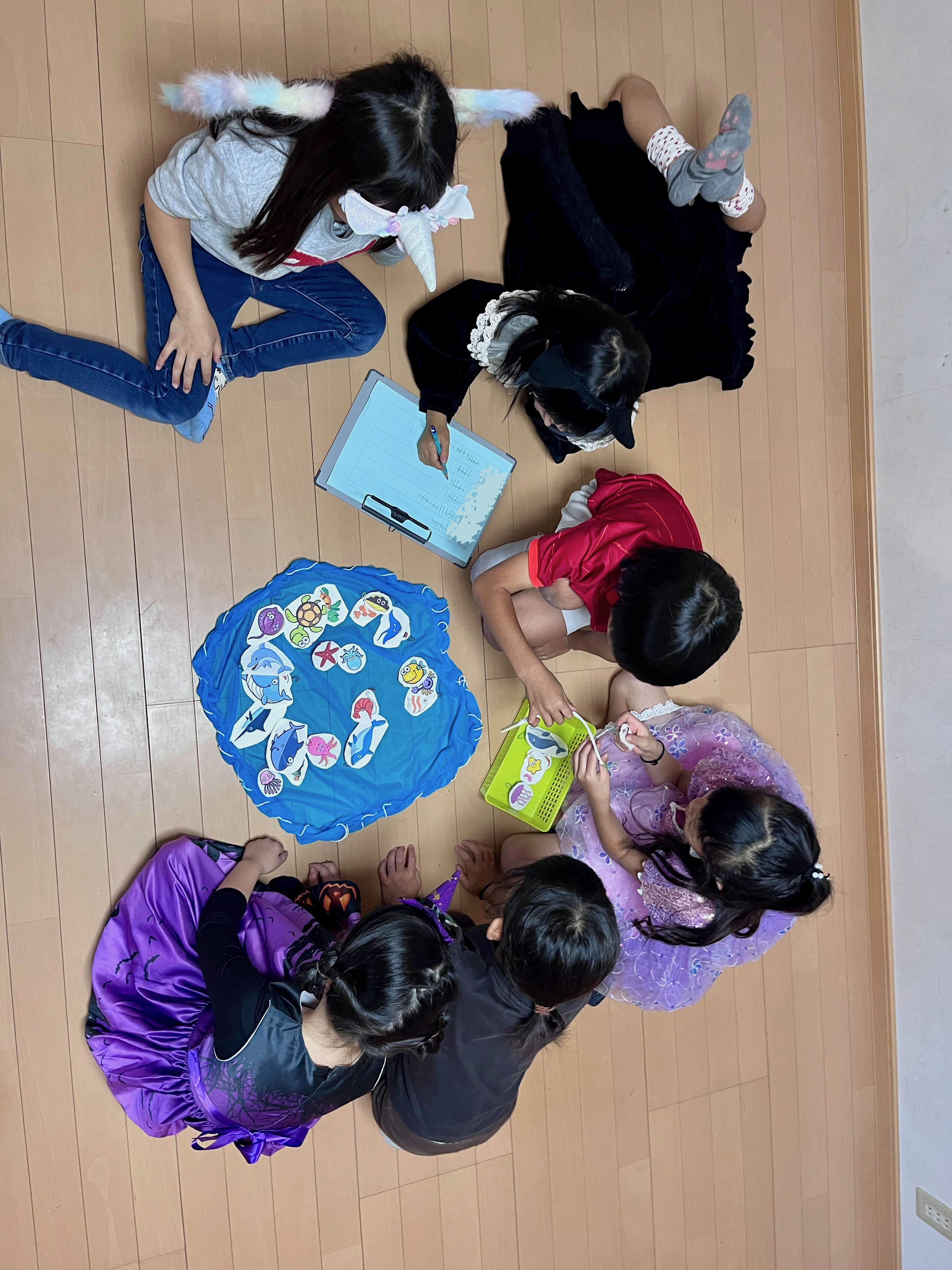 16ハロウィンパーティの様子です。